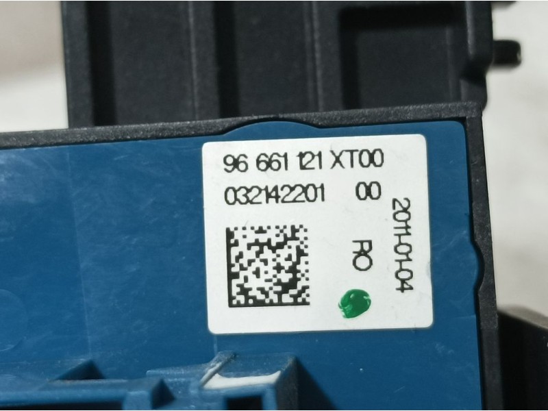 Recambio de boton freno mano electrico para peugeot 508 allure referencia OEM IAM 9666121XT00 32142201 