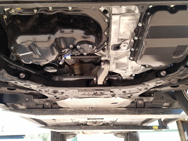 Recambio de puente delantero para mazda cx-30 (dm, dt, ed) skyactiv-g m hybrid referencia OEM IAM BDNF3480XC  