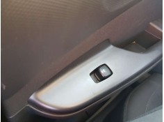 MANDO ELEVALUNAS TRASERO DERECHO 93581J9000 