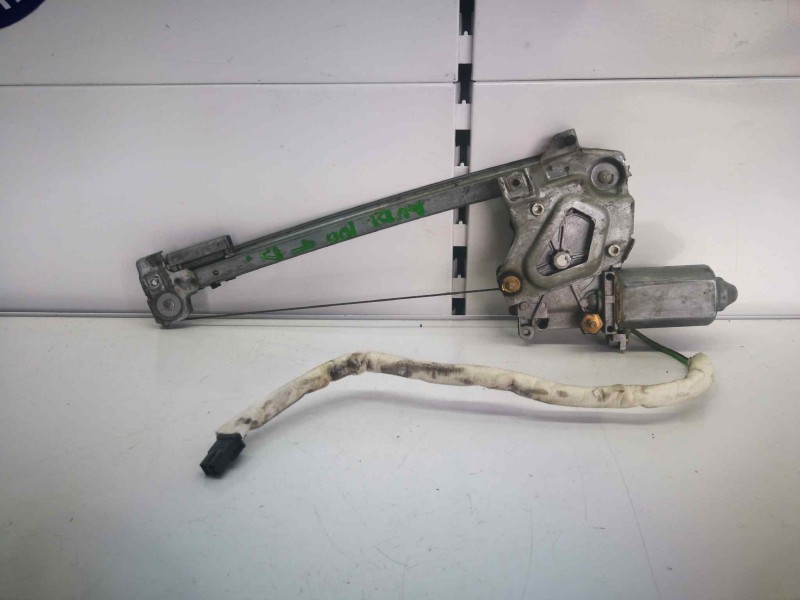 Recambio de elevalunas trasero derecho para audi 100 berlina (443) referencia OEM IAM 680185012000 2 PINS 893839398A