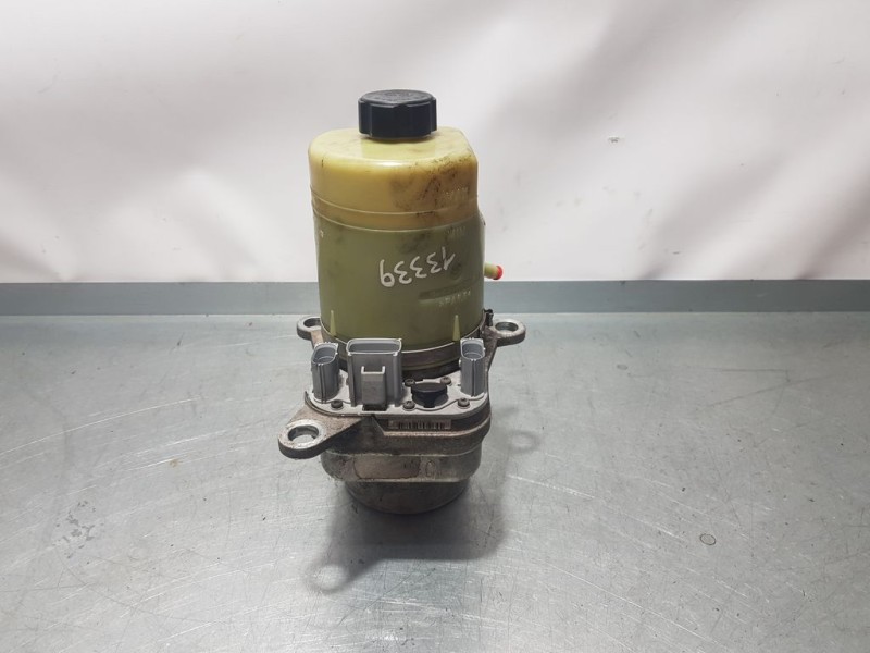 Recambio de bomba direccion electrica para ford focus lim. (cb4) trend referencia OEM IAM 4M513K514CA  FOMOCO