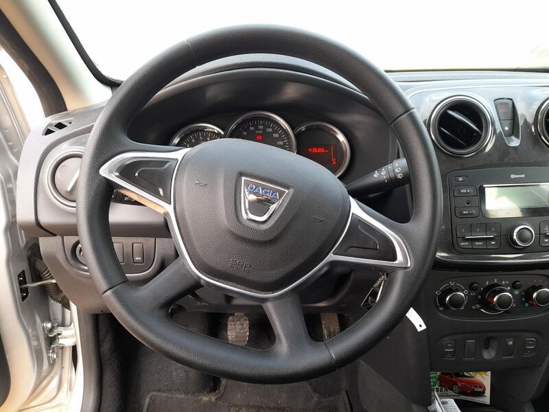 Recambio de volante para dacia sandero ii (b8_) tce 90 lpg (b8m1) referencia OEM IAM 484009181R  