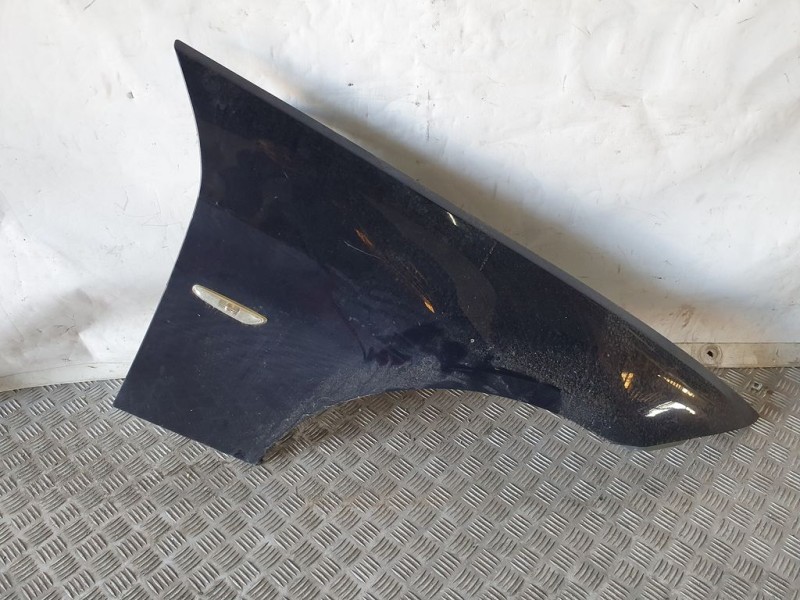 Recambio de aleta delantera derecha para bmw serie 3 berlina (e90) 330d referencia OEM IAM 41355A55AF4  