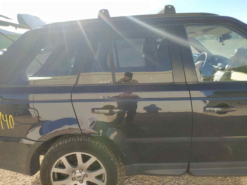 Recambio de puerta trasera derecha para land rover range rover sport v8 td first edition referencia OEM IAM BFA790080  TOCADA