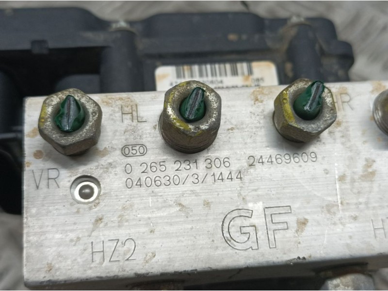 Recambio de abs para opel combo (corsa c) tour referencia OEM IAM 24469609 0265231306 BOSCH