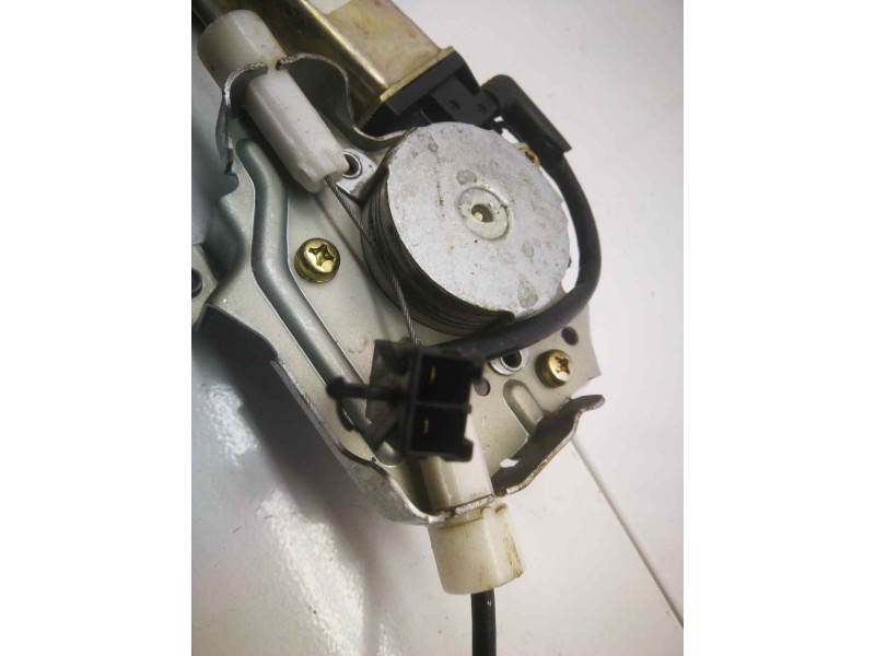 Recambio de elevalunas trasero derecho para nissan almera (n15) gx referencia OEM IAM 827302S720 DOS PINS 