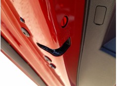 CERRADURA PUERTA TRASERA IZQUIERDA 9844413080 