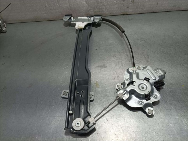 Recambio de elevalunas delantero derecho para ssangyong tivoli limited 4x2 referencia OEM IAM 98820X1010 001100799857 DY AUTO