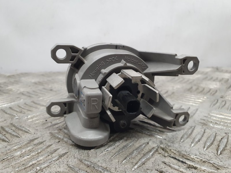 Recambio de faro antiniebla derecho para toyota corolla (e21) hybrid active referencia OEM IAM SIN REF  