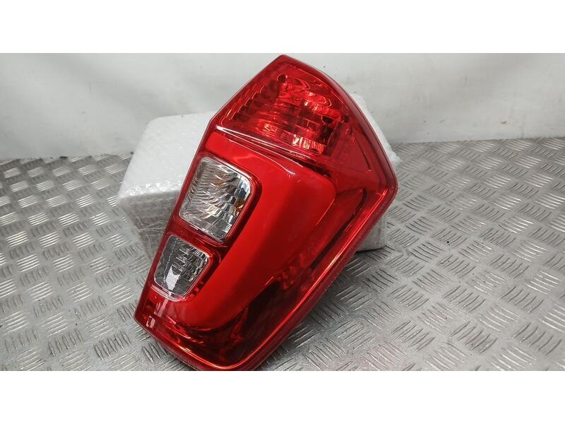 Recambio de piloto trasero derecho para dr 5.0 special referencia OEM IAM 3773020CA ROCADO 