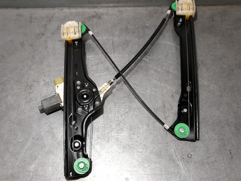 Recambio de elevalunas delantero izquierdo para bmw serie 3 berlina (e90) 330d referencia OEM IAM 130822226  ELECTRICO 6 PINES