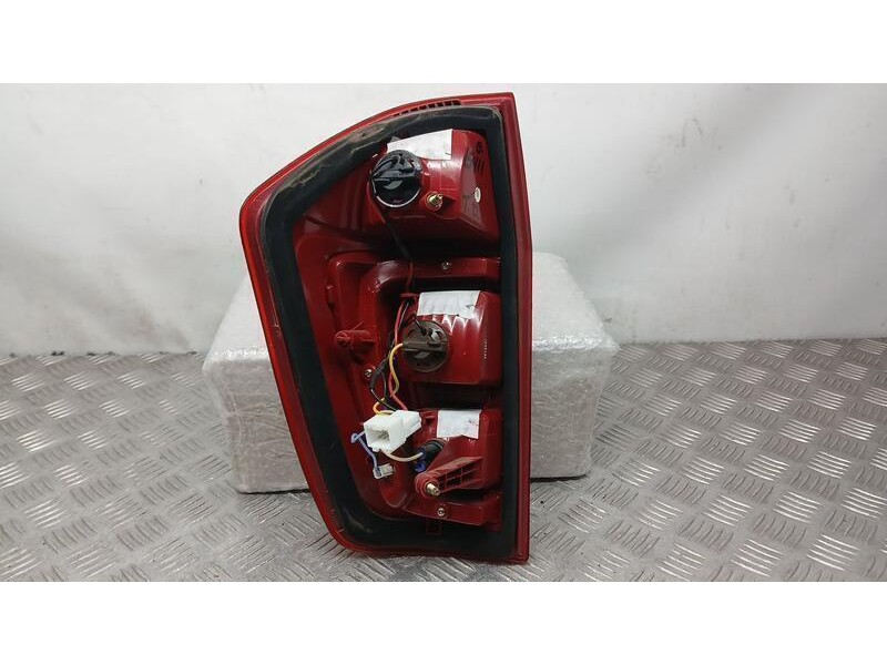 Recambio de piloto trasero derecho para dr 5.0 special referencia OEM IAM 3773020CA ROCADO 