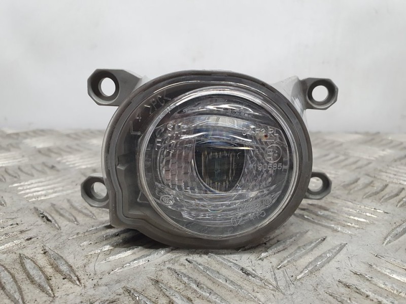 Recambio de faro antiniebla izquierdo para toyota corolla (e21) hybrid active referencia OEM IAM SIN REF  