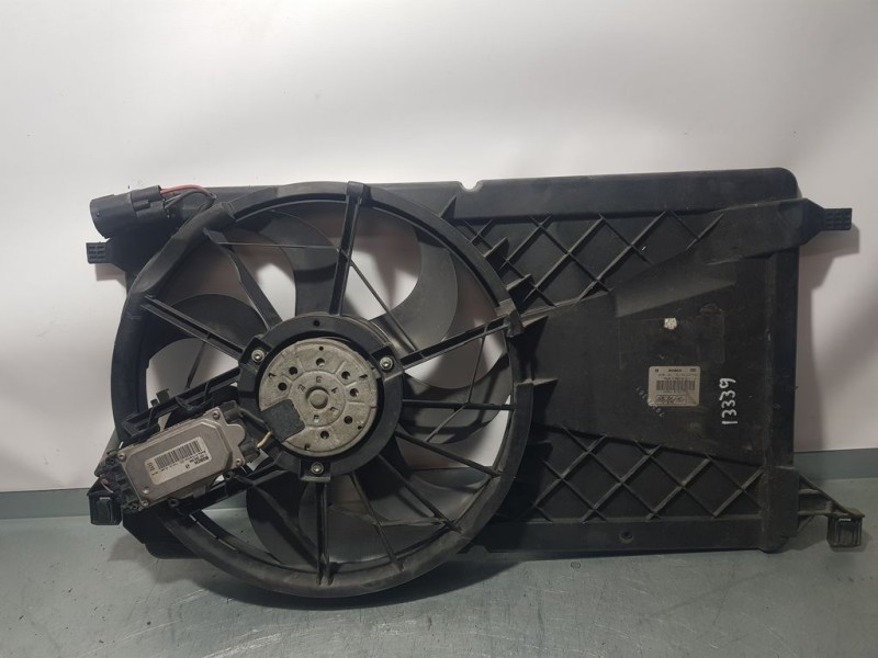 Recambio de electroventilador para ford focus lim. (cb4) trend referencia OEM IAM 3M5H8C607RJ 0130307142 BOSCH