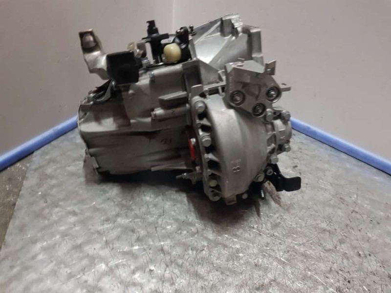 Recambio de caja cambios para toyota proace furgon referencia OEM IAM 20MB46 1735752 6VELOCIDADES