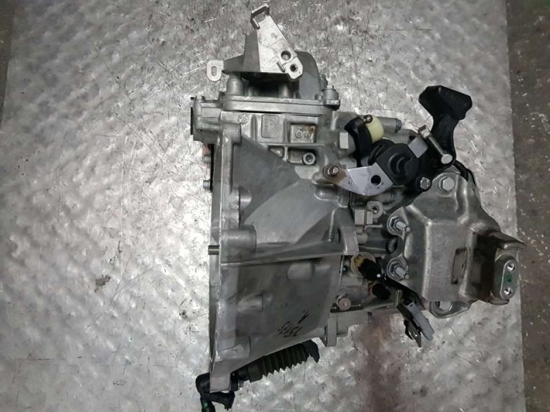 Recambio de caja cambios para toyota proace furgon referencia OEM IAM 20MB46 1735752 6VELOCIDADES