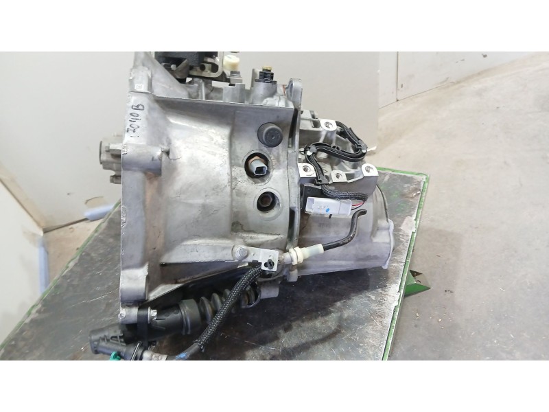 Recambio de caja cambios para peugeot 2008 ii (ud_, us_, uy_, uj_, ur_, uc_) 1.5 bluehdi 100 referencia OEM IAM 20V253 5 Velocid