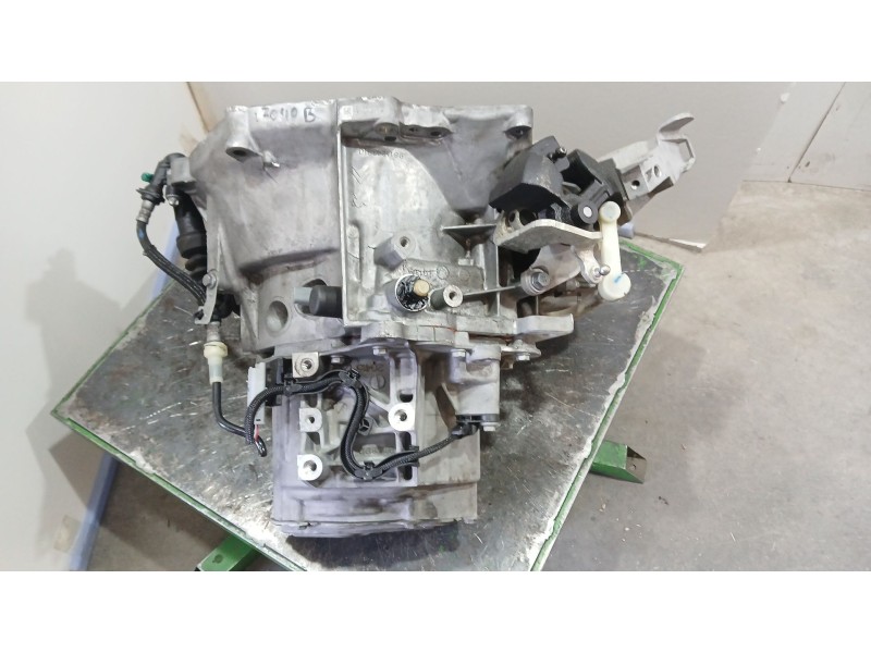 Recambio de caja cambios para peugeot 2008 ii (ud_, us_, uy_, uj_, ur_, uc_) 1.5 bluehdi 100 referencia OEM IAM 20V253 5 Velocid