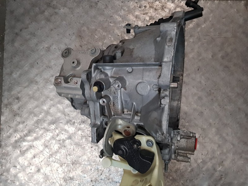 Recambio de caja cambios para citroën c-elysée millenium referencia OEM IAM 20DP72 3369913A 5VELOCIDADES