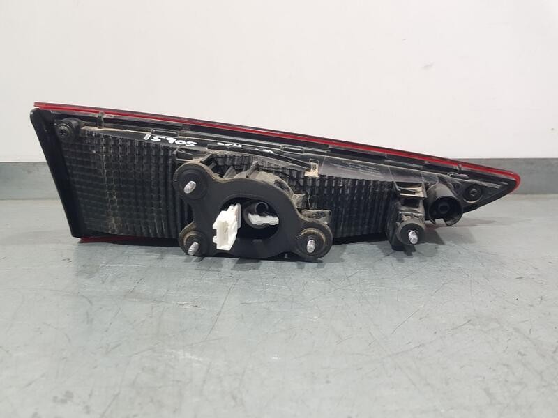 Recambio de piloto trasero derecho para hyundai kona klass hybrid 2wd referencia OEM IAM 92404J9500  INTERIOR