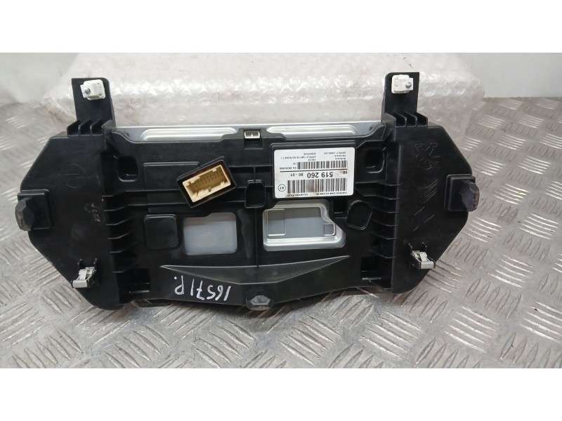 Recambio de cuadro instrumentos para opel corsa f (p2jo) 1.2 (68) referencia OEM IAM 9851926080  69282556