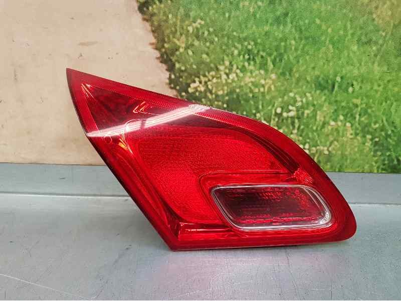 Recambio de piloto trasero izquierdo para opel astra j lim. selective business referencia OEM IAM 13358075  INTERIOR