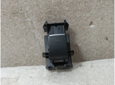 MANDO ELEVALUNAS TRASERO IZQUIERDO 3551H131D 