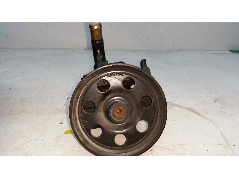 Recambio de bomba direccion para ford focus berlina (cak) ambiente referencia OEM IAM 9AD1602  