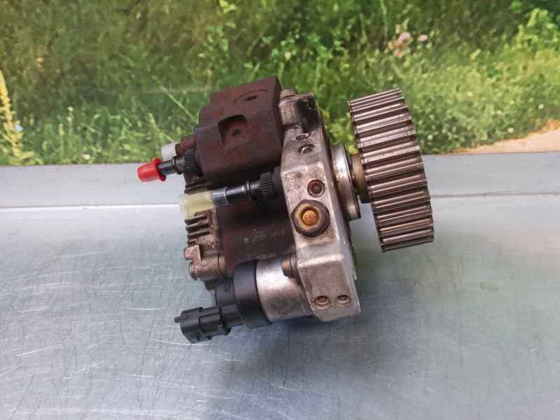 Recambio de bomba alta presion para renault megane ii berlina 5p dynamique referencia OEM IAM 8200256255 0445010087 BOSCH