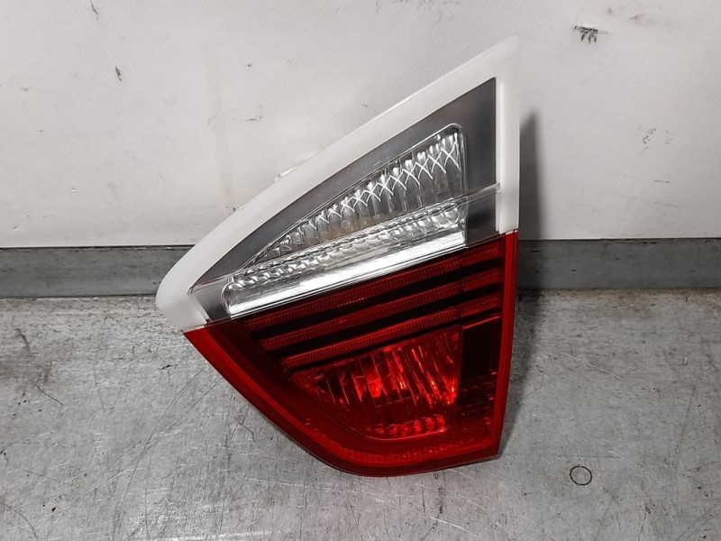 Recambio de piloto trasero izquierdo para bmw serie 3 berlina (e90) 330d referencia OEM IAM 63216937459  INTERIOR