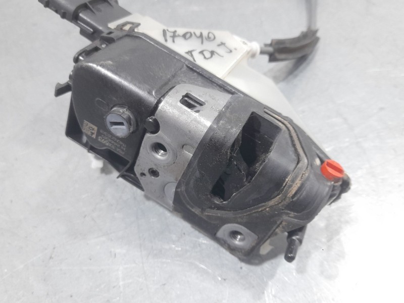 Recambio de cerradura puerta trasera derecha para peugeot 2008 ii (ud_, us_, uy_, uj_, ur_, uc_) 1.5 bluehdi 100 referencia OEM 