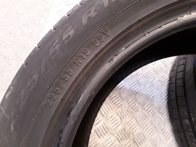 Recambio de neumatico pareja para neumaticos reutilizados - referencia OEM IAM 225551999V PIRELLI 225/55/19/99V