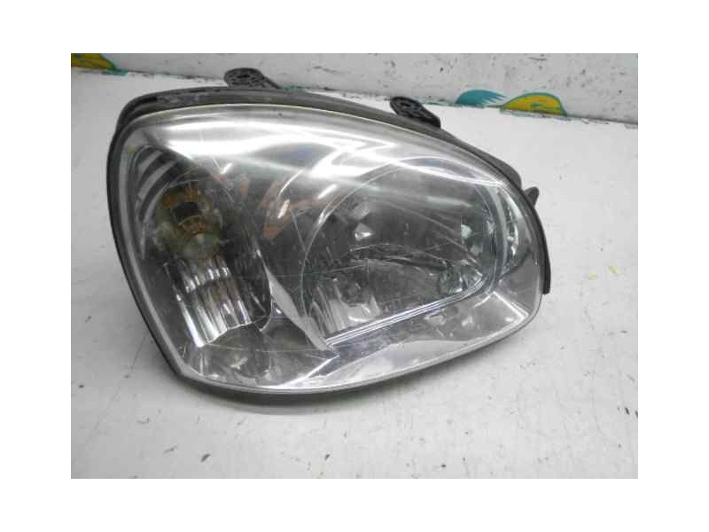 Recambio de faro derecho para hyundai santa fe (sm) 2.0 crdi vgt comfort referencia OEM IAM   