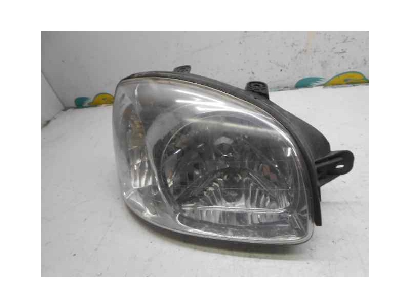 Recambio de faro derecho para hyundai santa fe (sm) 2.0 crdi vgt comfort referencia OEM IAM   