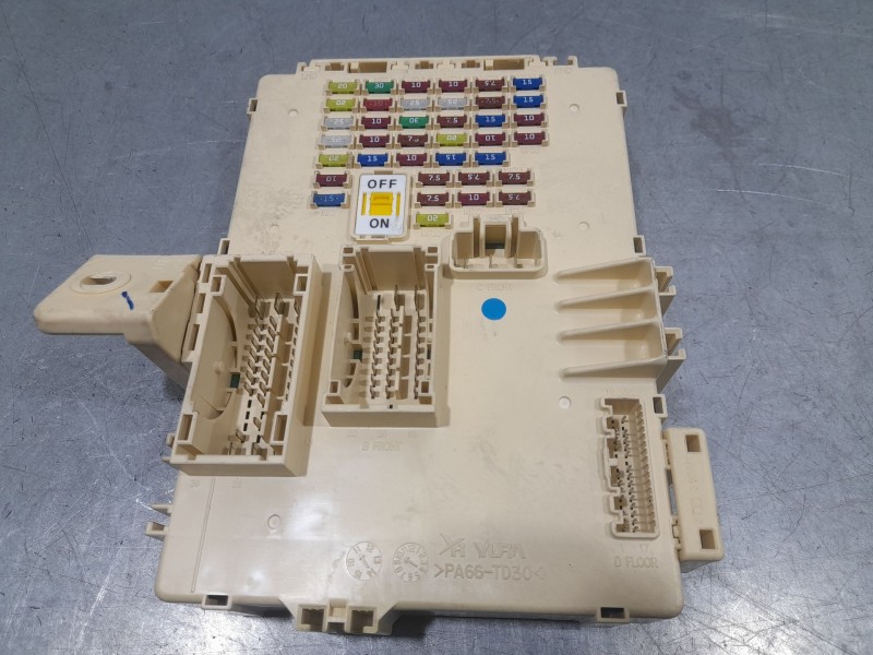 Recambio de caja reles / fusibles para hyundai i40 i (vf) 1.7 crdi referencia OEM IAM 919503Z011  