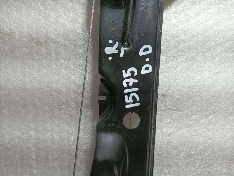 Recambio de elevalunas delantero derecho para toyota proace furgon referencia OEM IAM SU001A3960  ELECTRICO 6 PINES