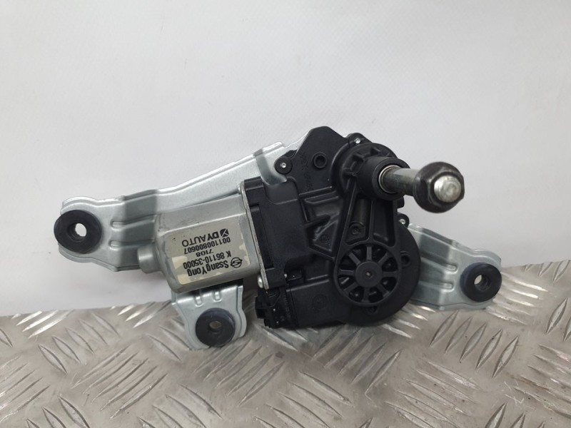 Recambio de motor limpia trasero para ssangyong tivoli limited 4x2 referencia OEM IAM 8611035000 001100800607 