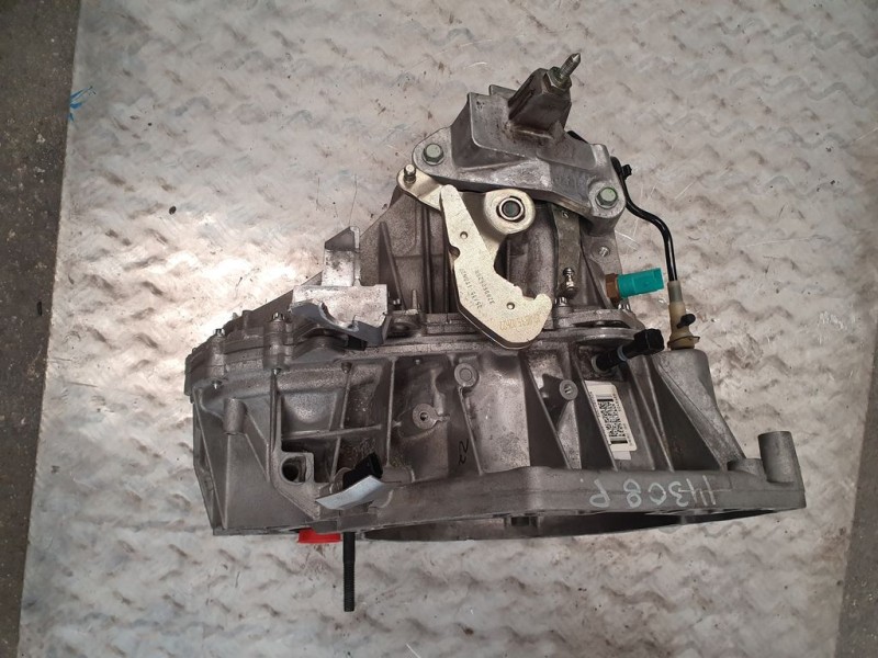 Recambio de caja cambios para nissan juke (f15) acenta referencia OEM IAM TL4143 S048489 6VELOCIDADES