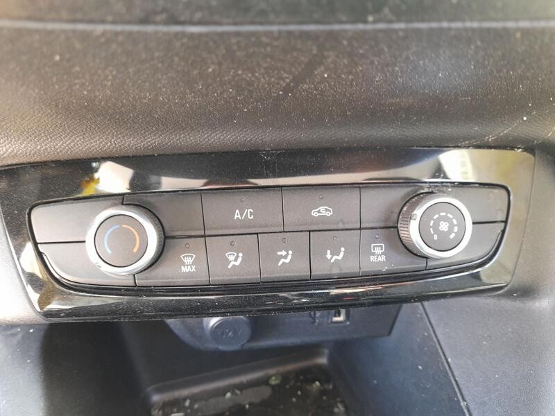 Recambio de mando calefaccion / aire acondicionado para opel corsa f (p2jo) 1.2 (68) referencia OEM IAM 9845184680  