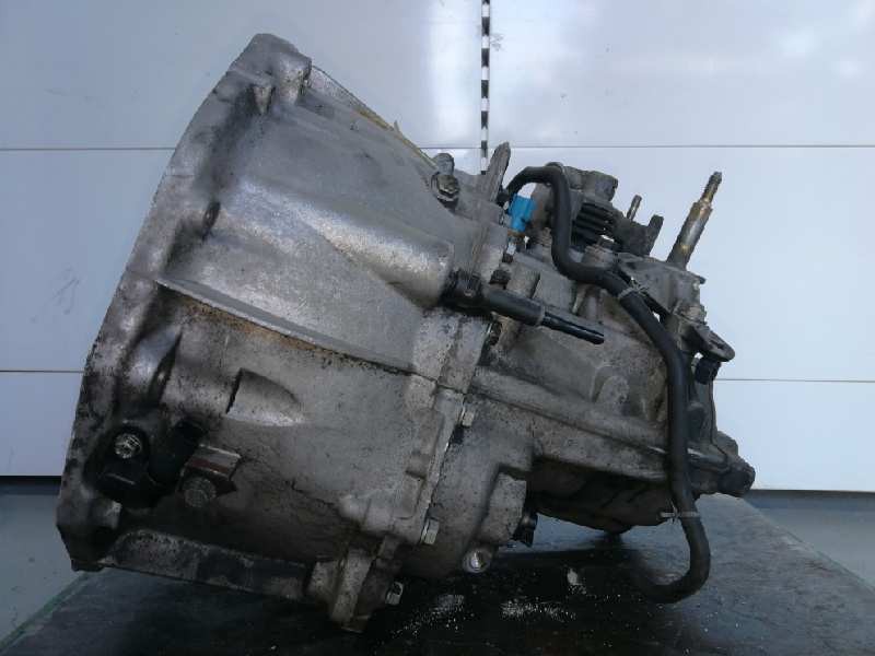 Recambio de caja cambios para nissan primera berlina (p12) acenta referencia OEM IAM ND0102 A014607 6VELOCIDADES