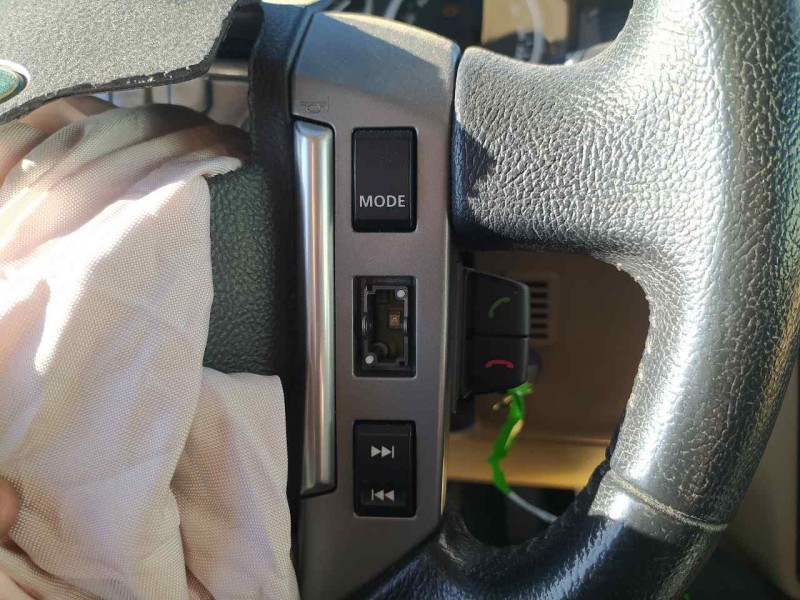 Recambio de volante para land rover range rover sport v8 td first edition referencia OEM IAM LR017035  FALTAN 2 BOTONES