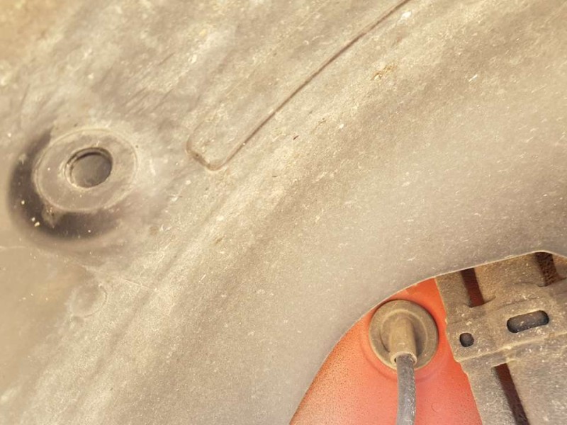 Recambio de plastico pase rueda tras. izq. para hyundai kona klass hybrid 2wd referencia OEM IAM 86821J9000  