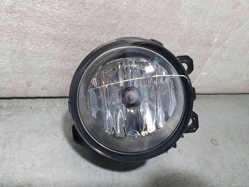 Recambio de faro antiniebla derecho para toyota proace furgon referencia OEM IAM 9687410080 89207181 VALEO PATA ROTA