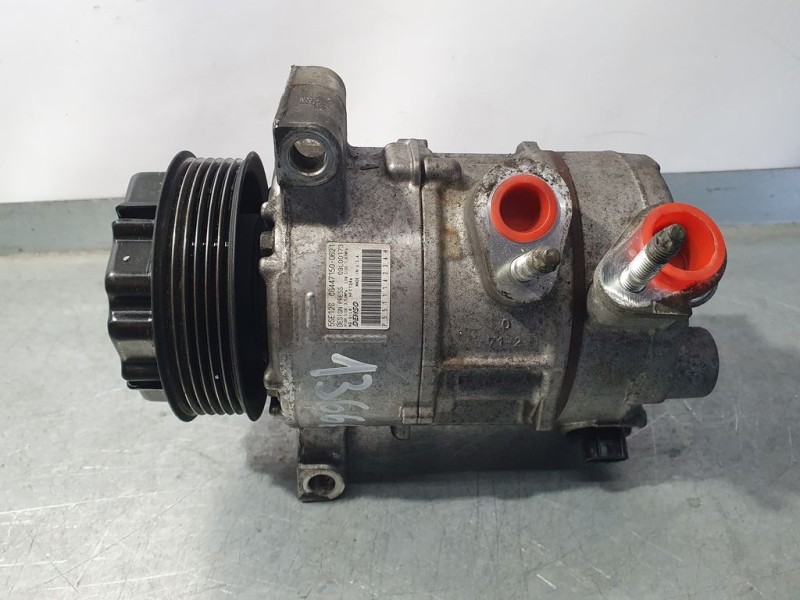 Recambio de compresor aire acondicionado para jeep compass limited referencia OEM IAM 4471500621  DENSO