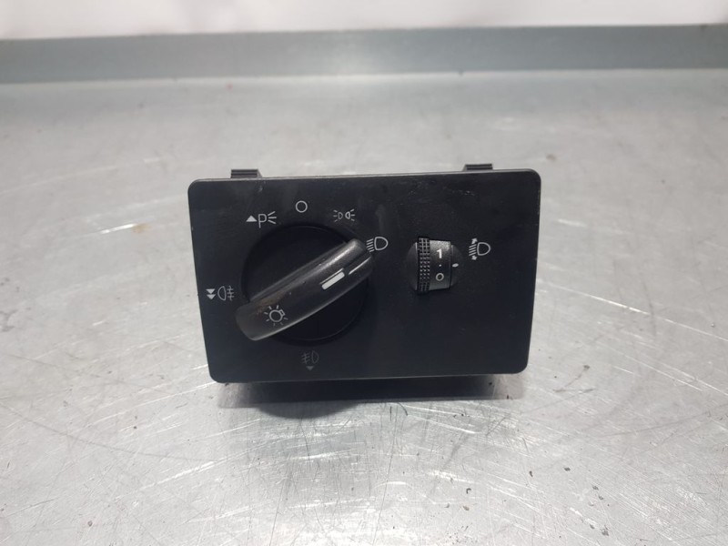 Recambio de mando luces para ford focus lim. (cb4) trend referencia OEM IAM 7M5T13A024LA  