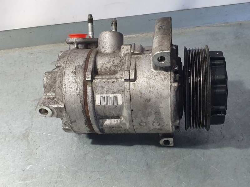 Recambio de compresor aire acondicionado para jeep compass limited referencia OEM IAM 4471500621  DENSO