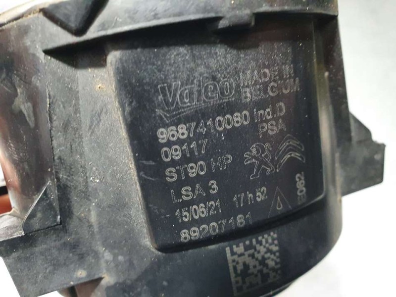 Recambio de faro antiniebla derecho para toyota proace furgon referencia OEM IAM 9687410080 89207181 VALEO PATA ROTA