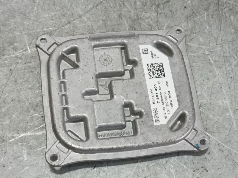 Recambio de centralita faros xenon para bmw i8 (i12) i8 pure impulse referencia OEM IAM 7361401 130732953000 