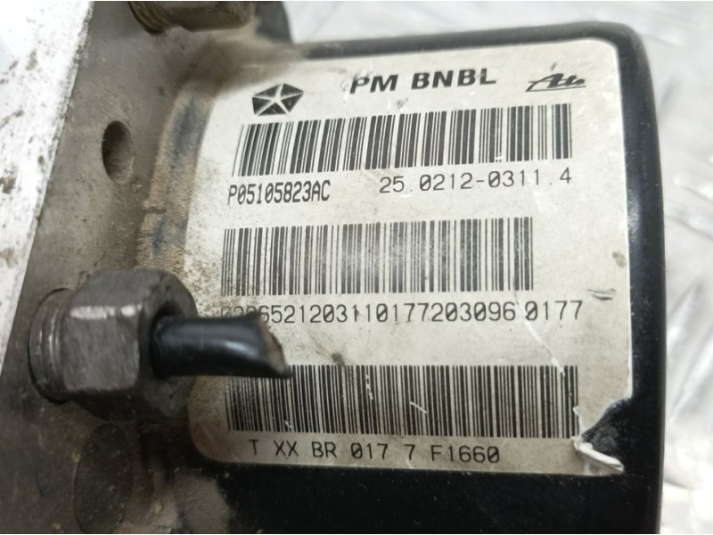 Recambio de abs para dodge caliber se referencia OEM IAM P05105823AC 022652120311 ATE