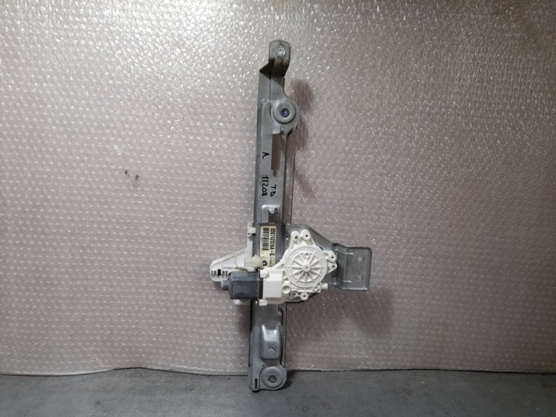 Recambio de elevalunas trasero derecho para dodge caliber se referencia OEM IAM 05074232AAE  ELECTRICO